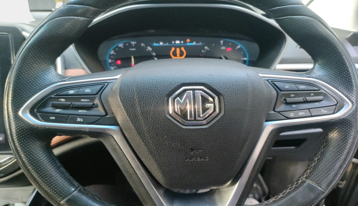 2021 MG HECTOR PLUS SHARP 1.5 PETROL TURBO CVT 6-STR, Petrol, Automatic, 40,692 km, interior