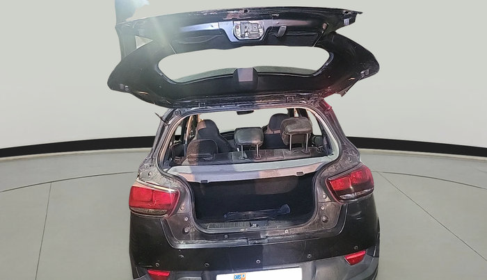 2016 Mahindra Kuv100 K8 6 STR, Petrol, Manual, 54,589 km, exterior