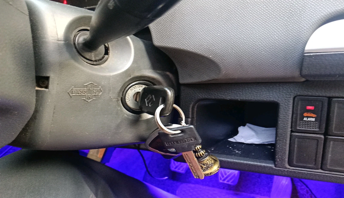 2012 Maruti Wagon R 1.0 LXI, Petrol, Manual, 1,12,681 km, interior