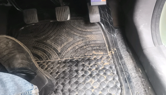 2011 Hyundai i10 MAGNA 1.1, Petrol, Manual, 1,38,822 km, interior