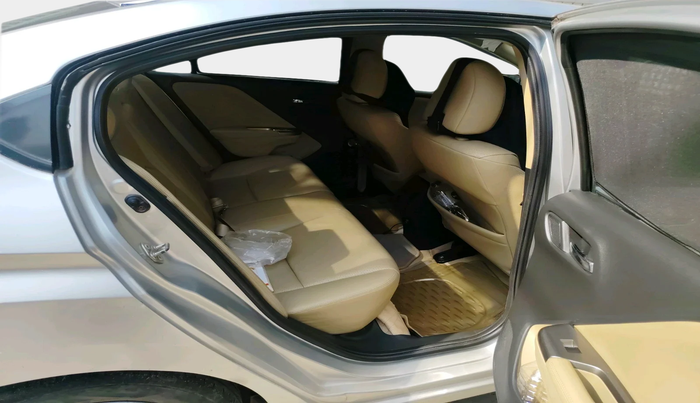 2016 Honda City 1.5L I-VTEC VX CVT, Petrol, Automatic, 79,703 km, interior