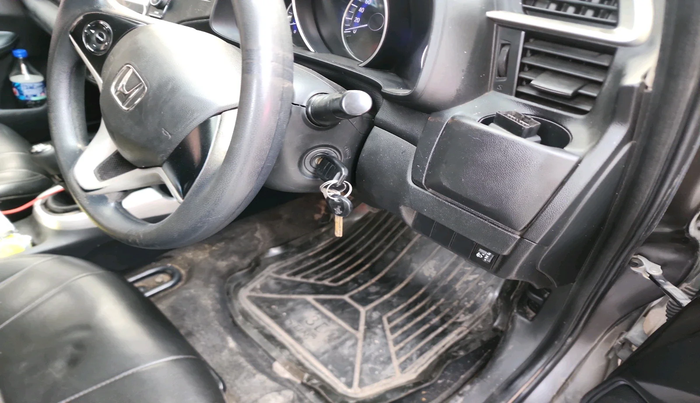 2018 Honda WR-V 1.5L I-DTEC S MT, Diesel, Manual, 76,470 km, interior