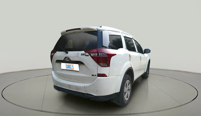 2018 Mahindra XUV500 W7, Diesel, Manual, 78,338 km, exterior