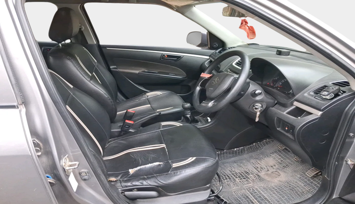 2017 Maruti Swift LXI (O), Petrol, Manual, 1,42,206 km, interior