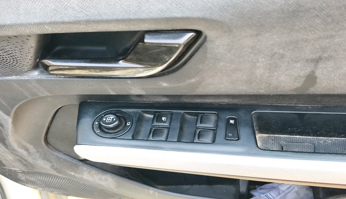 2024 Tata PUNCH PURE MT, Petrol, Manual, 17,258 km, interior