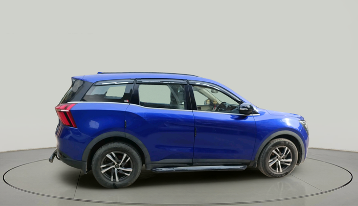 2022 Mahindra XUV700 AX 5 P MT 7 STR, Petrol, Manual, 27,166 km, exterior