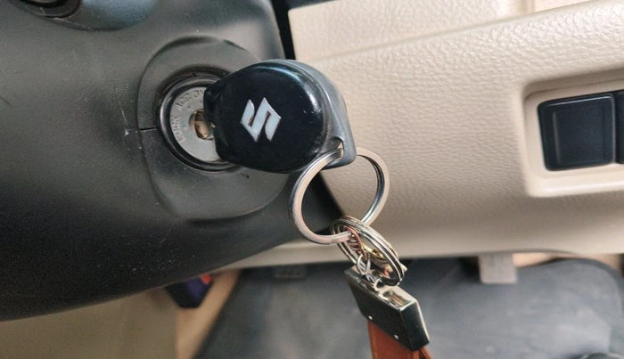 2014 Maruti Swift VXI, Petrol, Manual, 68,764 km, interior