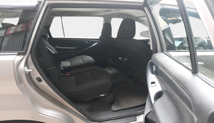 2022 Toyota Innova Crysta 2.7 GX AT 7 STR, Petrol, Automatic, 16,298 km, interior