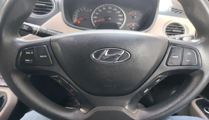 2016 Hyundai Grand i10 SPORTZ 1.2 KAPPA VTVT, CNG, Manual, 78,981 km, interior