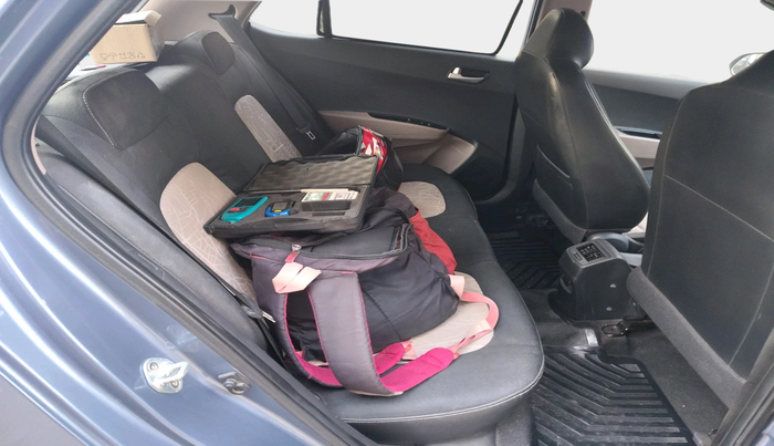 2016 Hyundai Grand i10 SPORTZ 1.2 KAPPA VTVT, CNG, Manual, 78,981 km, interior