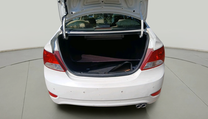 2014 Hyundai Verna FLUIDIC 1.6 VTVT SX, Petrol, Manual, 99,350 km, exterior