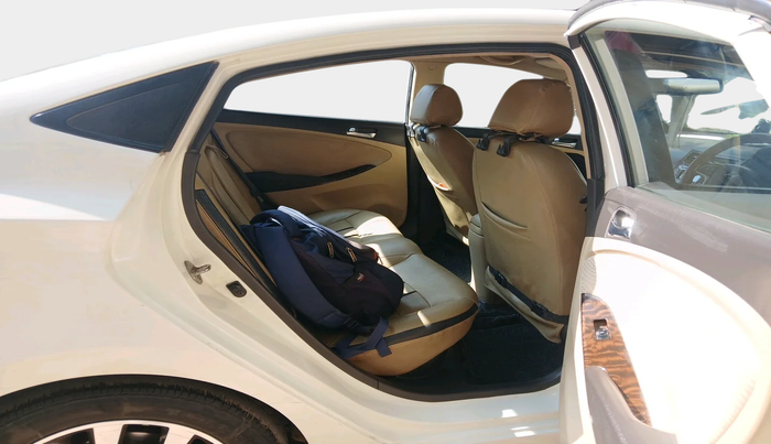 2014 Hyundai Verna FLUIDIC 1.6 VTVT SX, Petrol, Manual, 99,350 km, interior