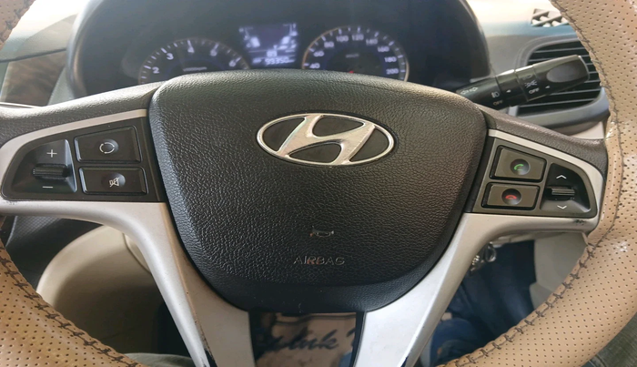 2014 Hyundai Verna FLUIDIC 1.6 VTVT SX, Petrol, Manual, 99,350 km, interior