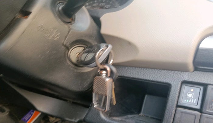 2013 Maruti Wagon R 1.0 VXI, Petrol, Manual, 91,141 km, interior