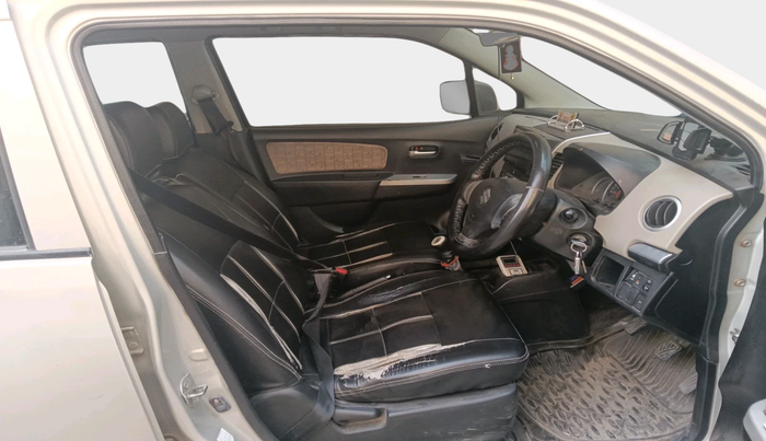 2013 Maruti Wagon R 1.0 VXI, Petrol, Manual, 91,141 km, interior