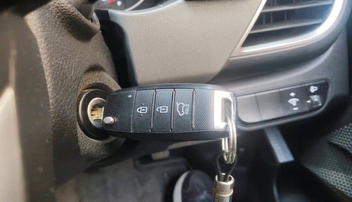 2020 KIA SELTOS HTK 1.5 PETROL, Petrol, Manual, 94,942 km, interior