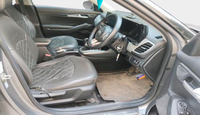 2020 KIA SELTOS HTK 1.5 PETROL, Petrol, Manual, 94,942 km, interior