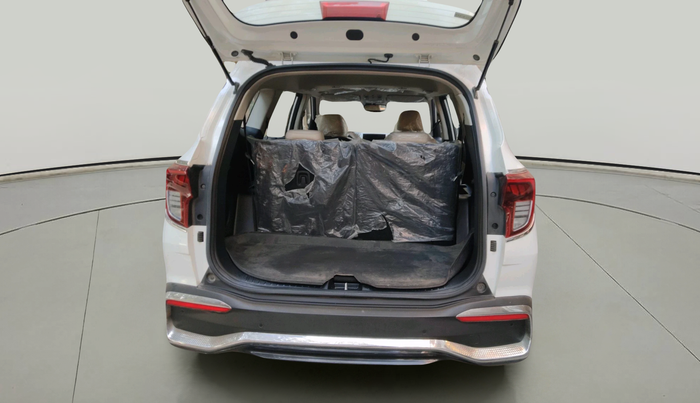 2022 KIA CARENS LUXURY PLUS 1.4 PETROL 7 STR, Petrol, Manual, 25,292 km, exterior