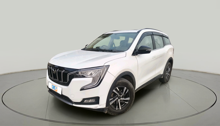 2022 Mahindra XUV700 AX 5 D MT 5 STR, Diesel, Manual, 45,911 km, exterior
