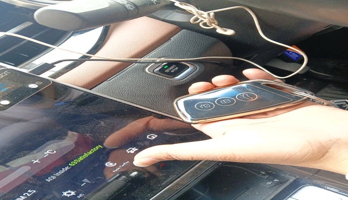 2023 MG HECTOR PLUS SAVVY PRO 1.5 TURBO CVT 6 STR, Petrol, Automatic, 21,382 km, interior