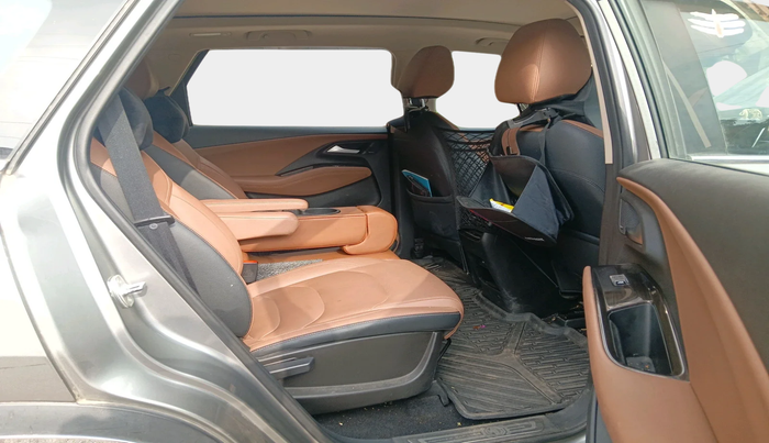 2023 MG HECTOR PLUS SAVVY PRO 1.5 TURBO CVT 6 STR, Petrol, Automatic, 21,382 km, interior