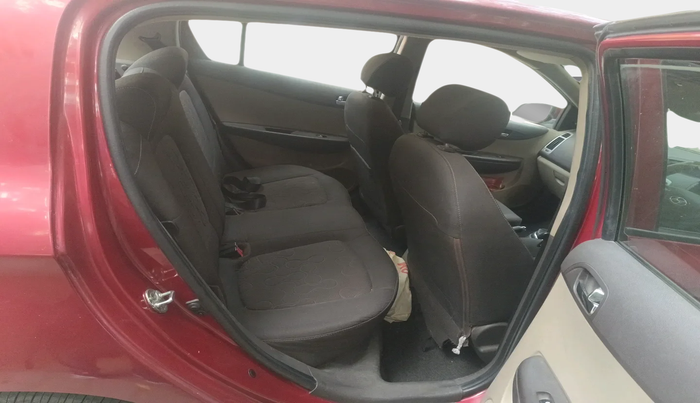 2011 Hyundai i20 MAGNA 1.2, Petrol, Manual, 34,173 km, interior