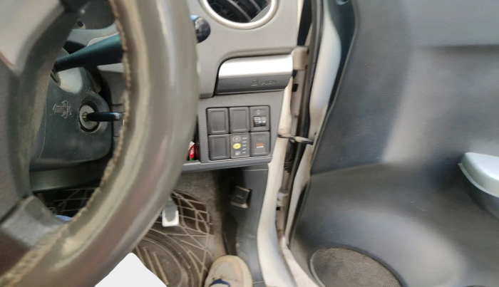 2011 Maruti Wagon R 1.0 LXI CNG, Petrol, Manual, 1,49,067 km, interior
