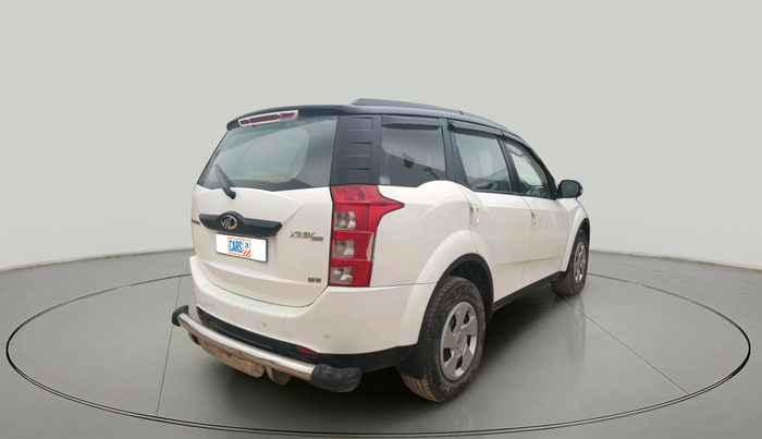 2017 Mahindra XUV500 W6 1.99, Diesel, Manual, 59,482 km, exterior