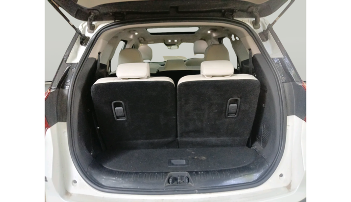2024 Mahindra XUV700 AX 7 LUXURY P AT 7 STR, Petrol, Automatic, 8,684 km, exterior