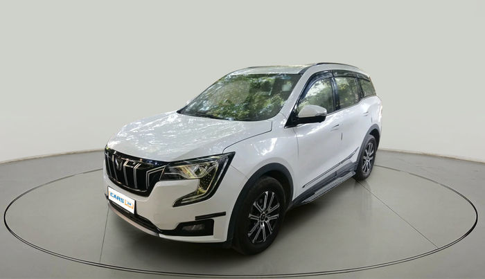 2024 Mahindra XUV700 AX 7 LUXURY P AT 7 STR, Petrol, Automatic, 8,684 km, exterior