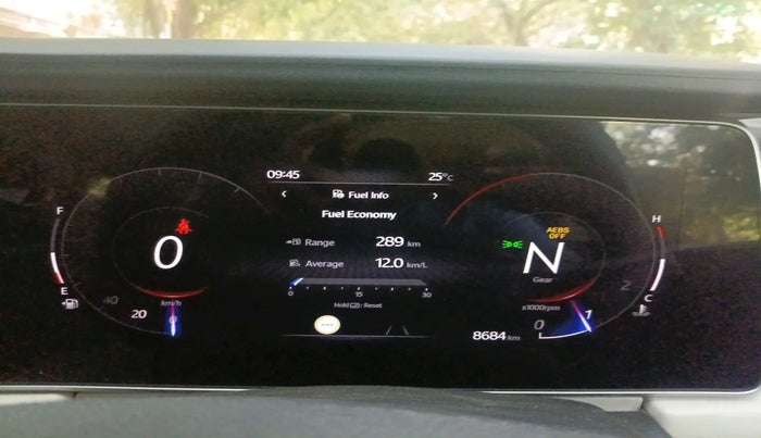 2024 Mahindra XUV700 AX 7 LUXURY P AT 7 STR, Petrol, Automatic, 8,684 km, interior