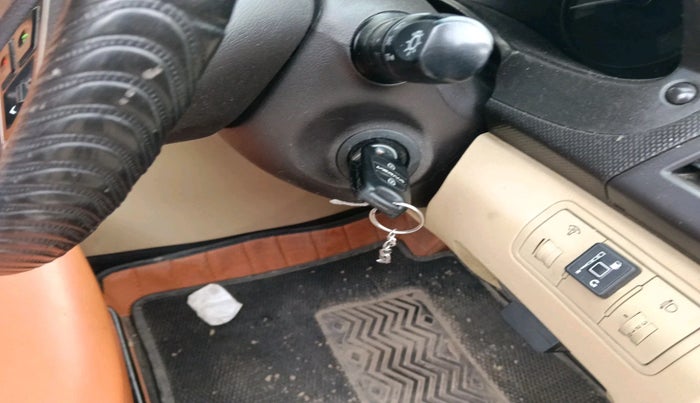 2013 Hyundai Verna FLUIDIC 1.6 VTVT SX, Petrol, Manual, 90,253 km, interior