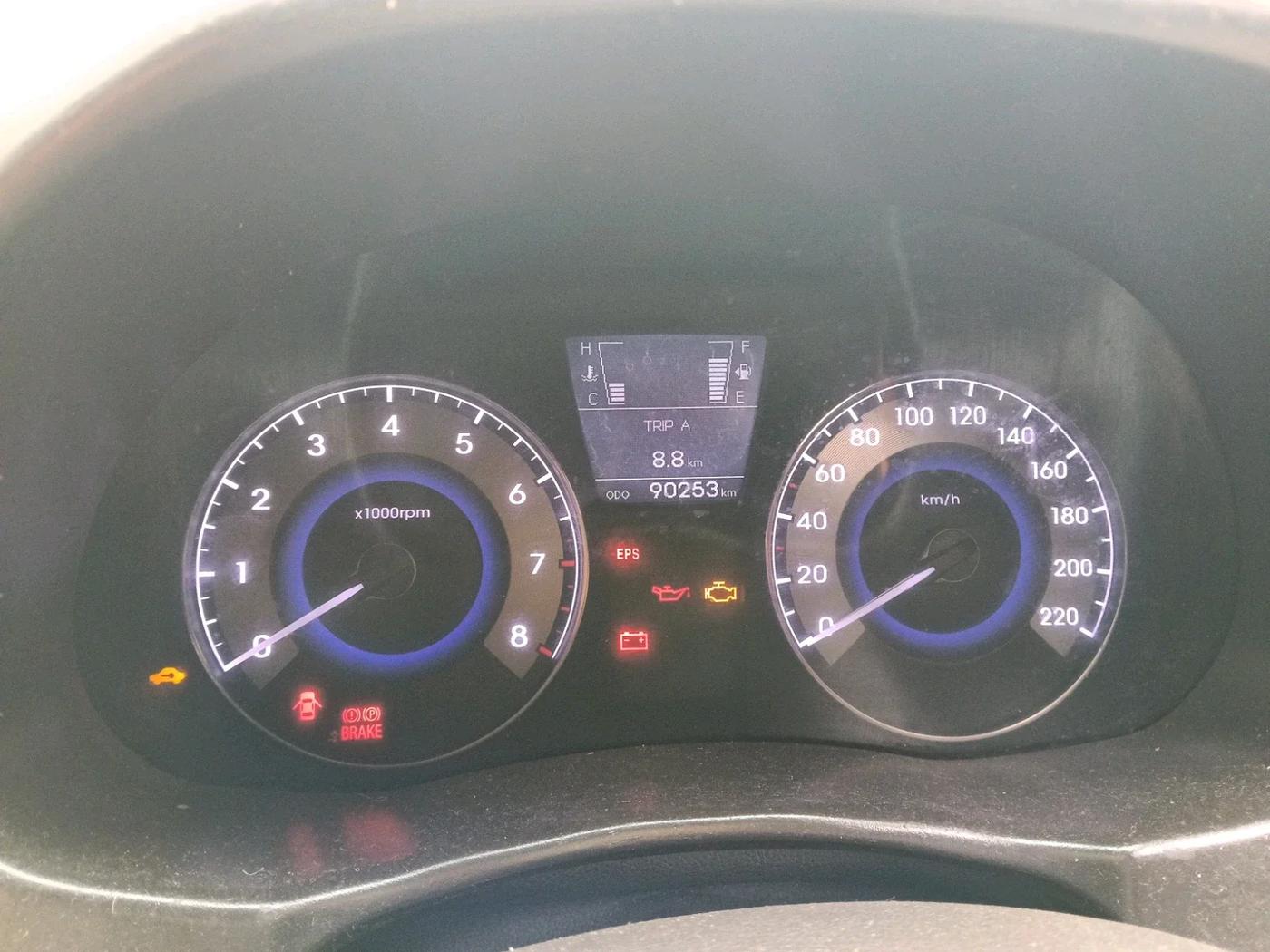 2013 Hyundai Verna FLUIDIC 1.6 VTVT SX, CNG, Manual, 90,253 km, interior