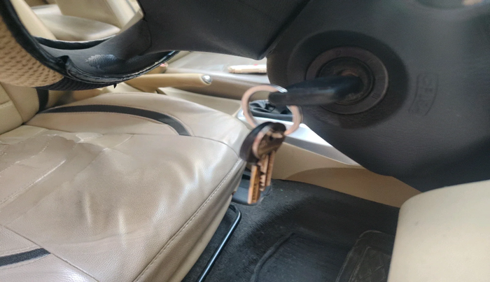 2011 Honda City 1.5L I-VTEC V MT, Petrol, Manual, 2,00,174 km, interior