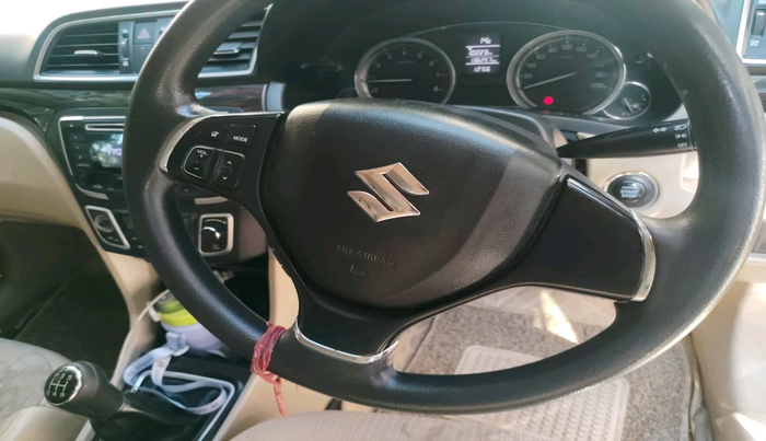 2015 Maruti Ciaz ZXI, Petrol, Manual, 1,36,257 km, interior