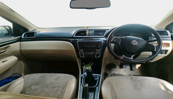 2015 Maruti Ciaz ZXI, Petrol, Manual, 1,36,257 km, interior
