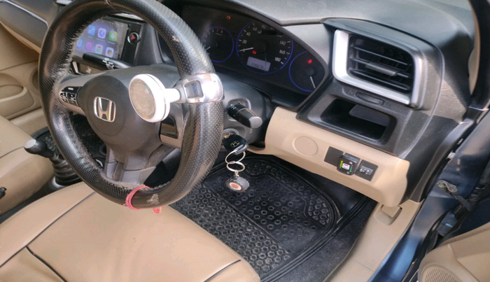 2017 Honda Amaze 1.2L I-VTEC S, Petrol, Manual, 98,878 km, interior