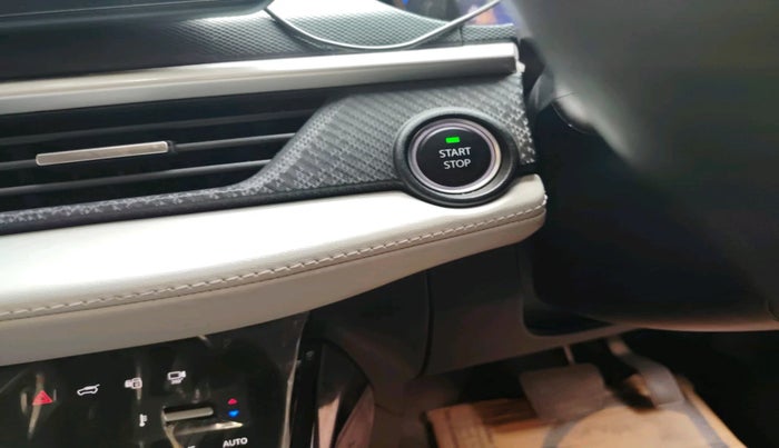 2024 Tata NEXON CREATIVE+ SUNROOF AMT 1.2 PETROL, Petrol, Automatic, 23,377 km, interior