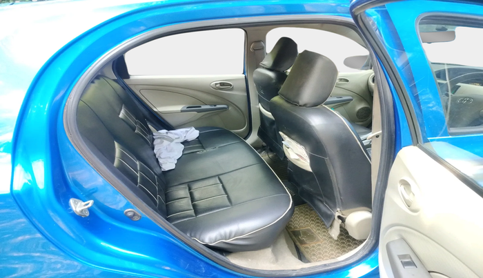 2015 Toyota Etios Liva G, Petrol, Manual, 82,899 km, interior