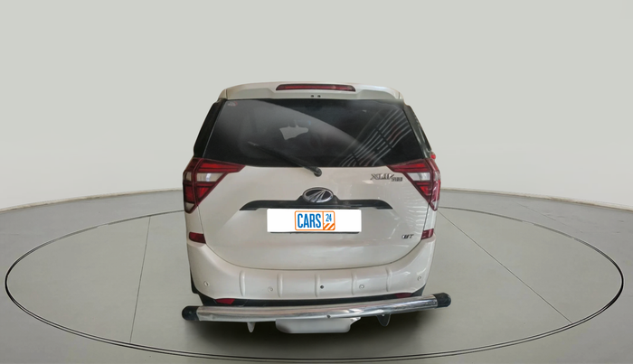 2021 Mahindra XUV500 W7, Diesel, Manual, 27,809 km, exterior