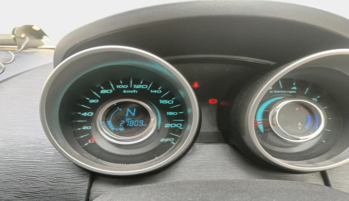 2021 Mahindra XUV500 W7, Diesel, Manual, 27,809 km, interior