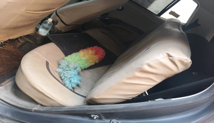 2011 Hyundai i10 MAGNA 1.2, Petrol, Manual, 1,42,650 km, interior