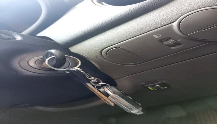 2011 Hyundai i10 MAGNA 1.2, Petrol, Manual, 1,42,650 km, interior