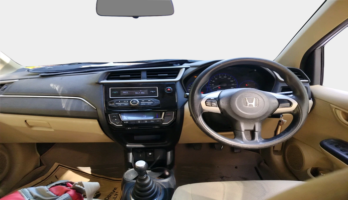 2016 Honda Amaze 1.2L I-VTEC S, Petrol, Manual, 1,30,216 km, interior