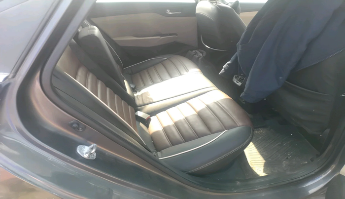 2021 Hyundai Verna SX 1.5 VTVT, Petrol, Manual, 23,119 km, interior