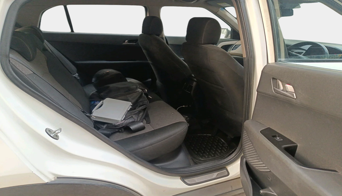 2016 Hyundai Creta SX PLUS 1.6 PETROL, Petrol, Manual, 1,24,593 km, interior