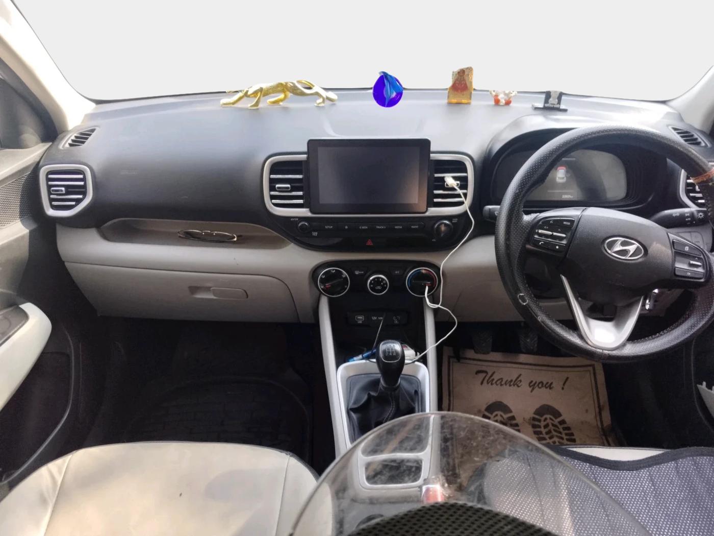 2023 Hyundai VENUE S 1.2, Petrol, Manual, 23,537 km, interior