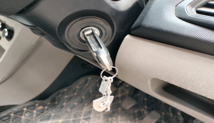 2019 Tata Tiago XZ PETROL, Petrol, Manual, 56,660 km, interior