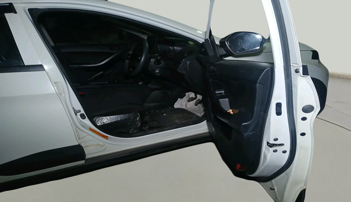 2023 Tata NEXON SMART 1.2 PETROL, Petrol, Manual, 11,920 km, interior