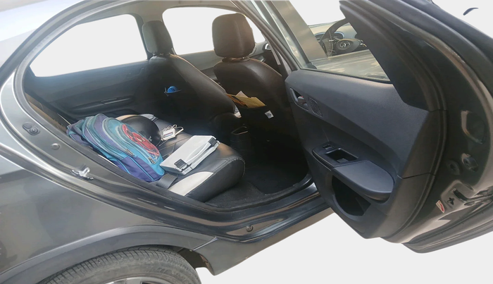 2022 Tata TIAGO NRG XZ AMT, Petrol, Automatic, 14,123 km, interior